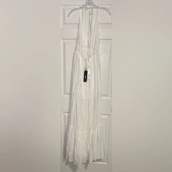 Sale! Fashion Nova White Halter Maxi Dress SOLD OUT! - Picture 5 of 7